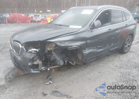 2017 BMW X1 xDrive28I z USA, uszkodzony, nr VIN WBXHT3C33H5F71021